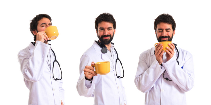 1日3〜4杯のコーヒーを飲む人は死亡率が低いの写真