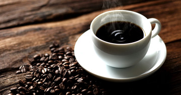 1日4杯のコーヒーで大腸がんによる死亡が減少？の写真
