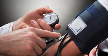 血圧を下げて病気を防ぐ効果は、血圧の程度や持病、薬の種類で変わるのか？ の写真